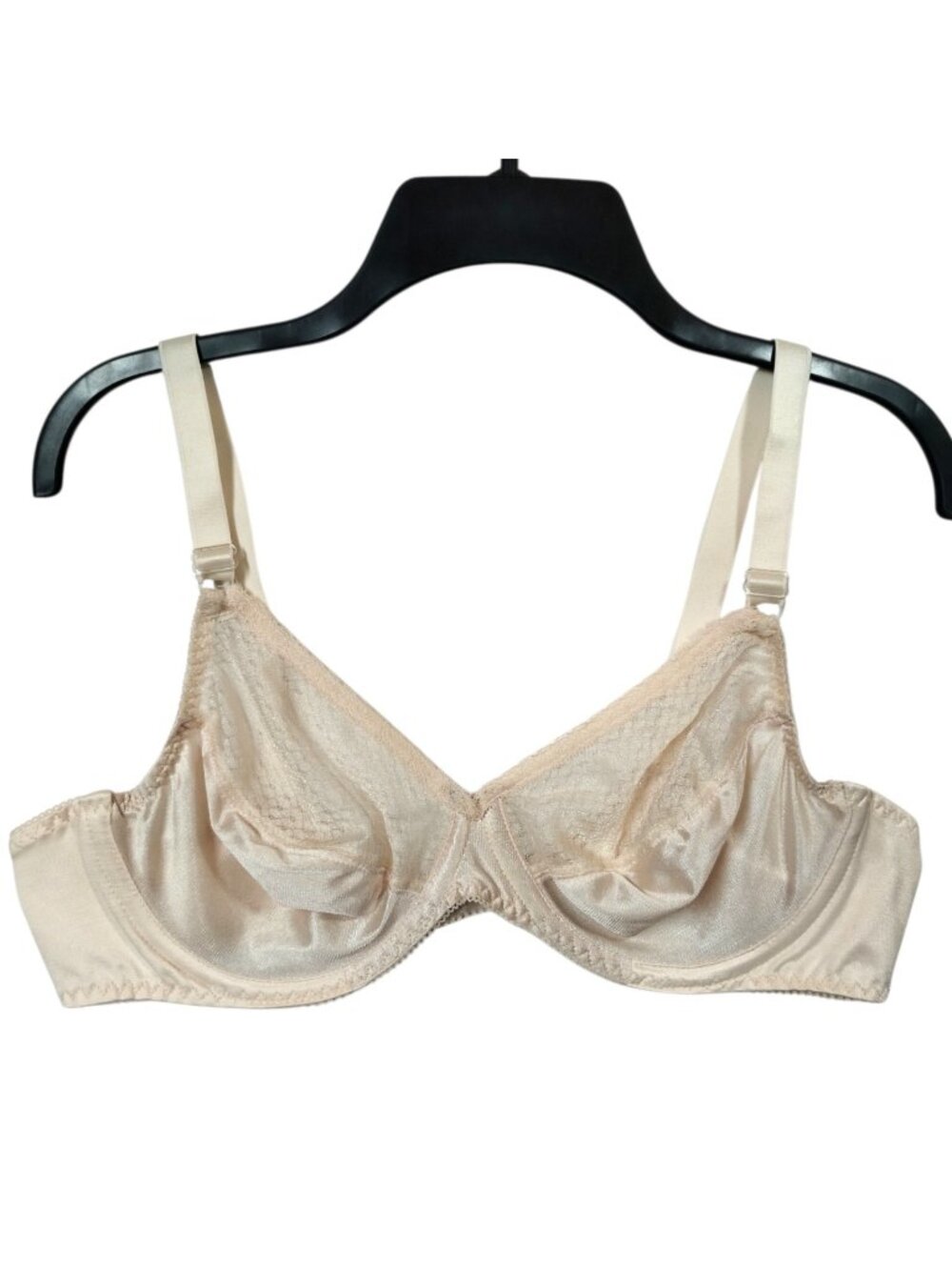 Vintage Bonita by Luigi Bra 40C Beige Satin Lace Underwire Made Costa Rica